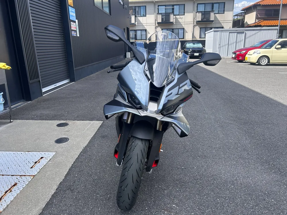 BMW S1000Rr 2026, серый, фото 4