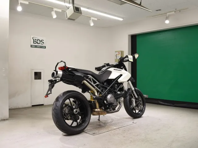 Ducati Hypermotard 796 2011, white | black, фото 5