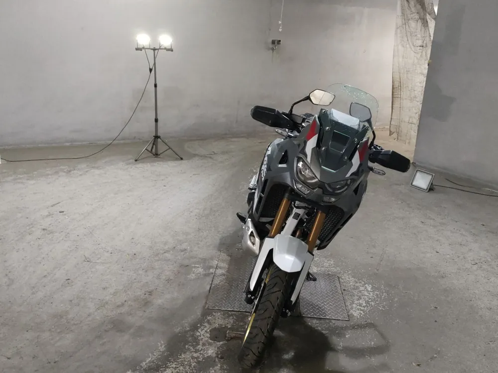 Honda Crf1100L-2D Adventure 2026, серый, фото 3