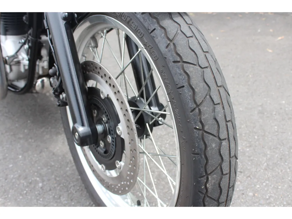 Kawasaki W800-2 2023, чёрный, фото 9