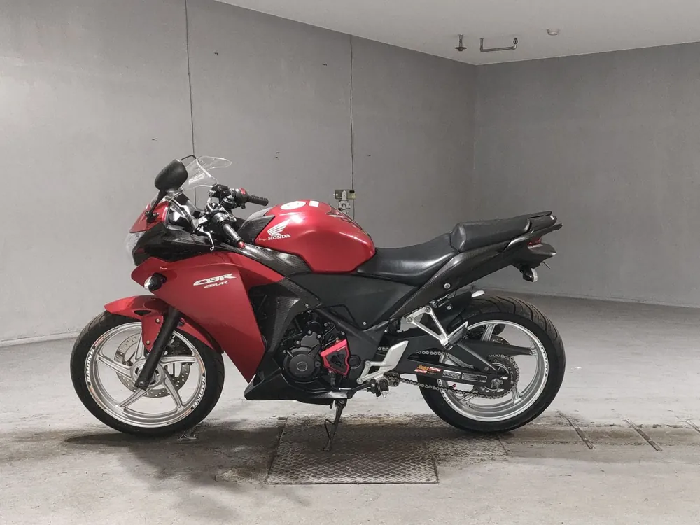 Honda CBR250R MC41, gray / red, фото 2
