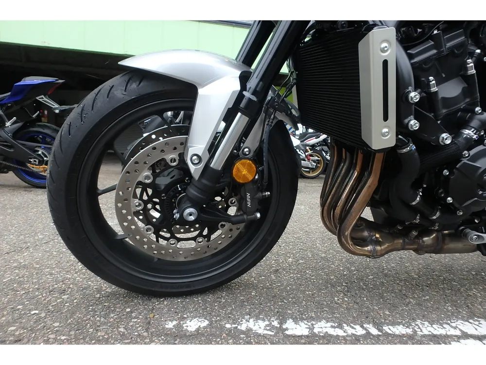 Honda CB1000F 2026, серебристый, фото 15