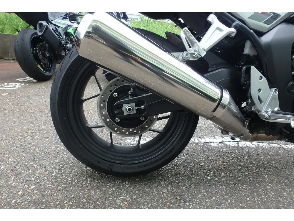 Honda CB1000F 2026, серебристый, фото 6