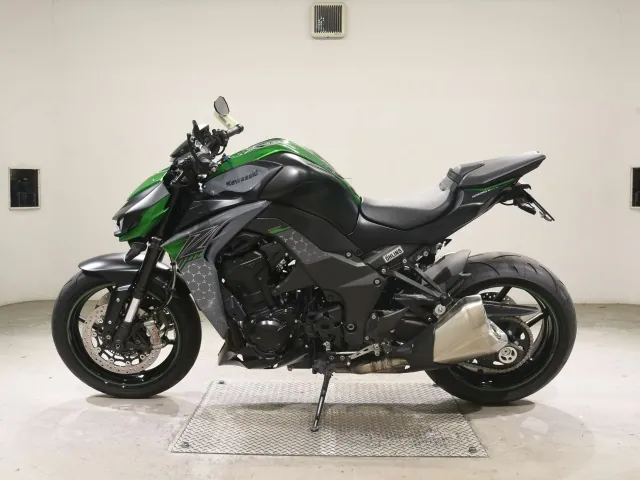 Kawasaki Z1000-5A 2019, black | green, фото 2