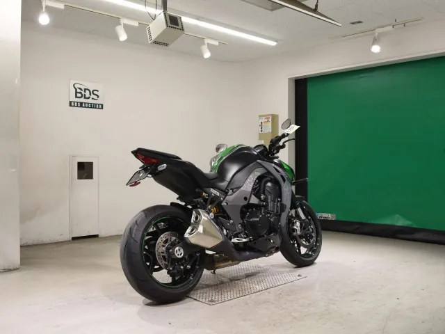 Kawasaki Z1000-5A 2019, black | green, фото 5