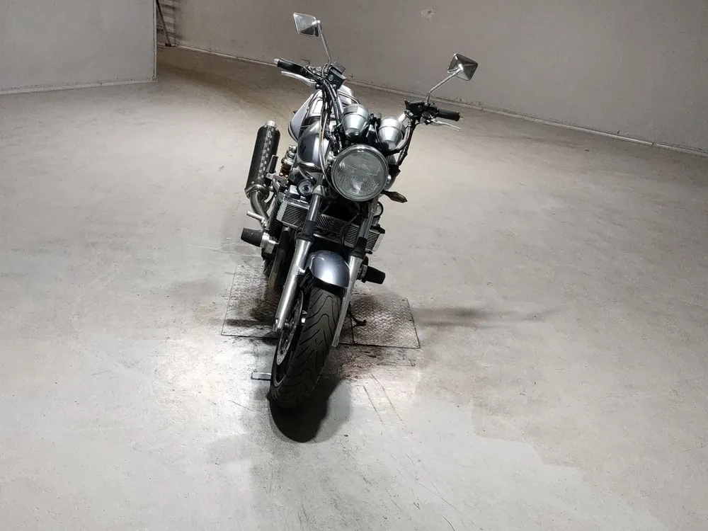Yamaha XJR1300 2002, black/silver, фото 3