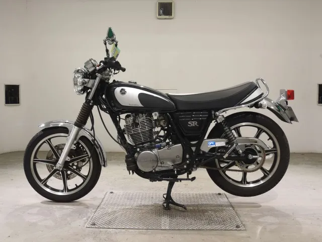 Yamaha SR400 Final Edition Limited 2021, серый, фото 2