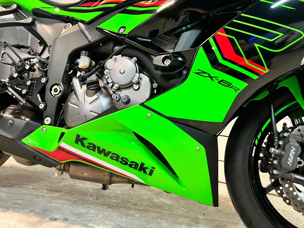 Kawasaki Zx-6Ra 2022, чёрный, lime, фото 14