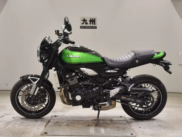 Kawasaki Z900RS 2025, black | green, фото 2