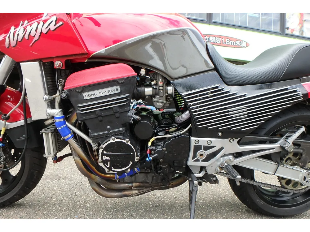 Kawasaki GPZ900R Ninja 1993, red / gun m, фото 14