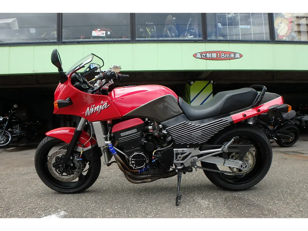 Kawasaki GPZ900R Ninja 1993, red / gun m, фото 17