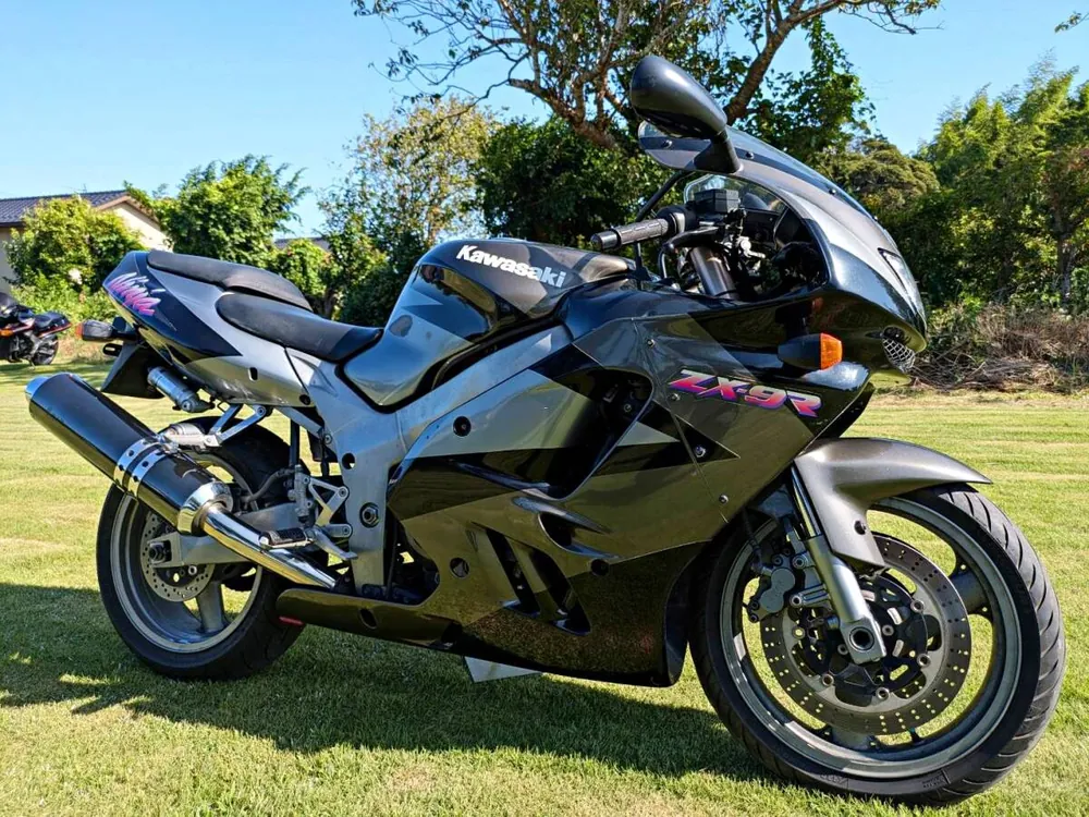 Kawasaki ZX-9R 1995, фото 8