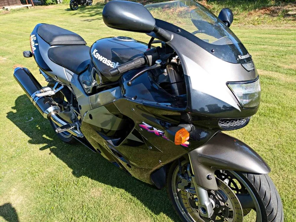 Kawasaki ZX-9R 1995, фото 4