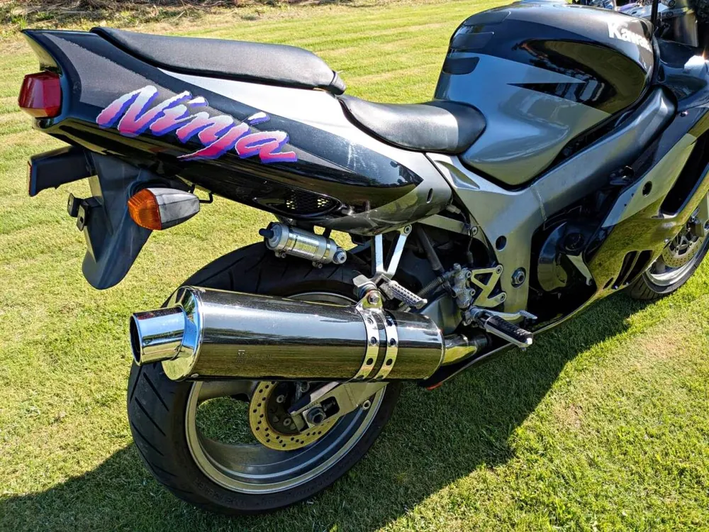 Kawasaki ZX-9R 1995, фото 5