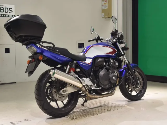 Honda CB400SB 2020, white | red | blue, фото 5