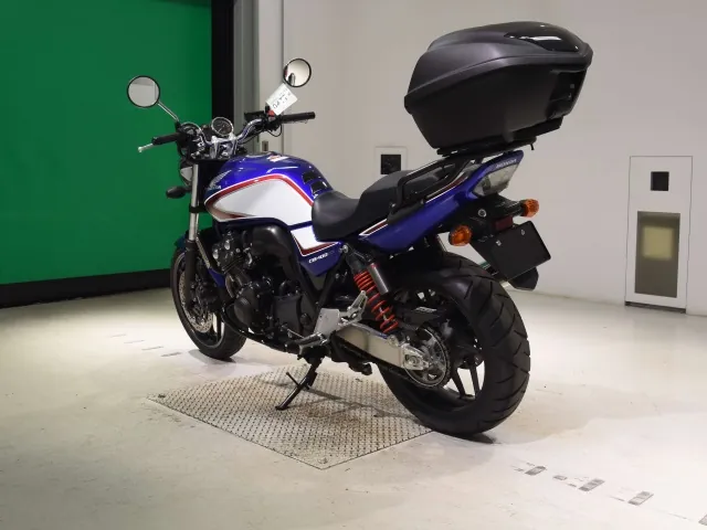 Honda CB400SB 2020, white | red | blue, фото 6