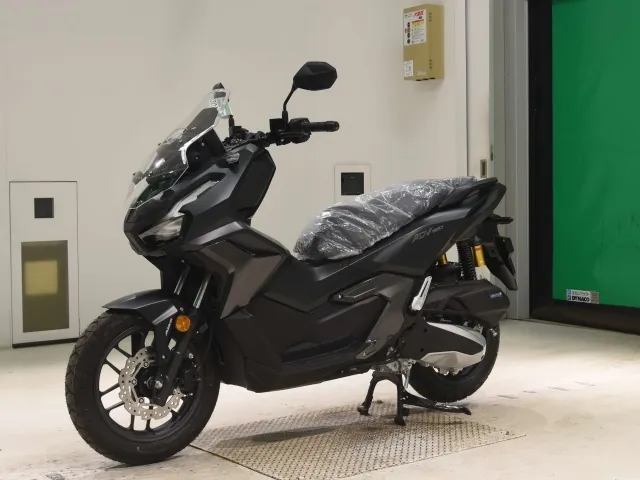 Honda ADV160, matt black, фото 4