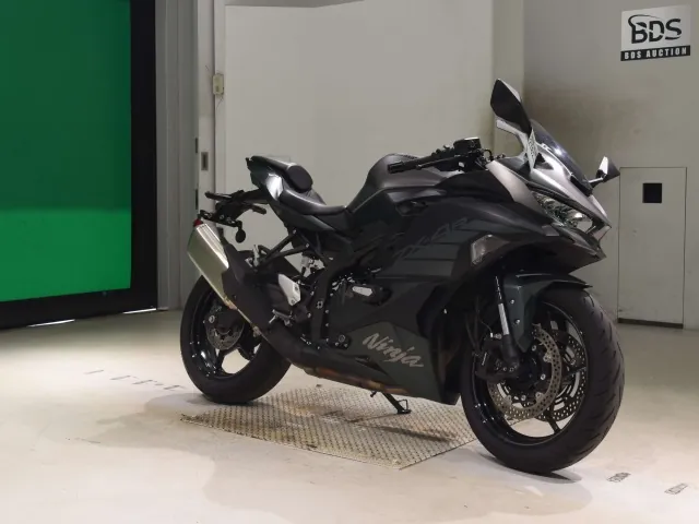 Kawasaki ZX-4R SE 2025, серый, фото 3
