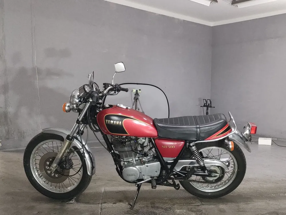 Yamaha SR500 1983, красный, фото 2