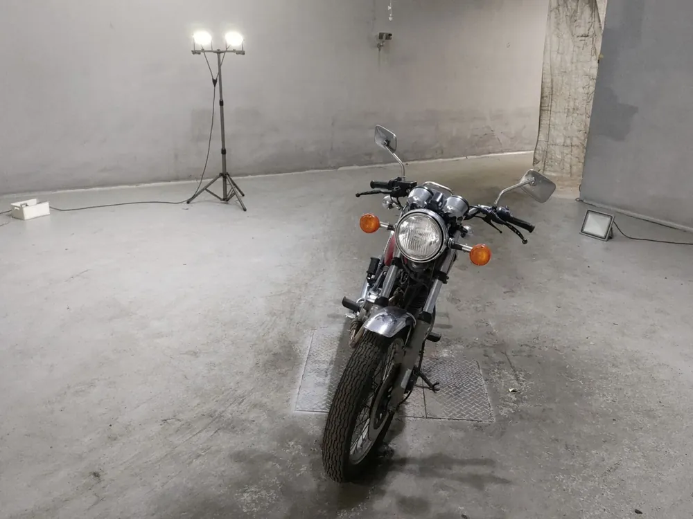 Yamaha SR500 1983, красный, фото 3
