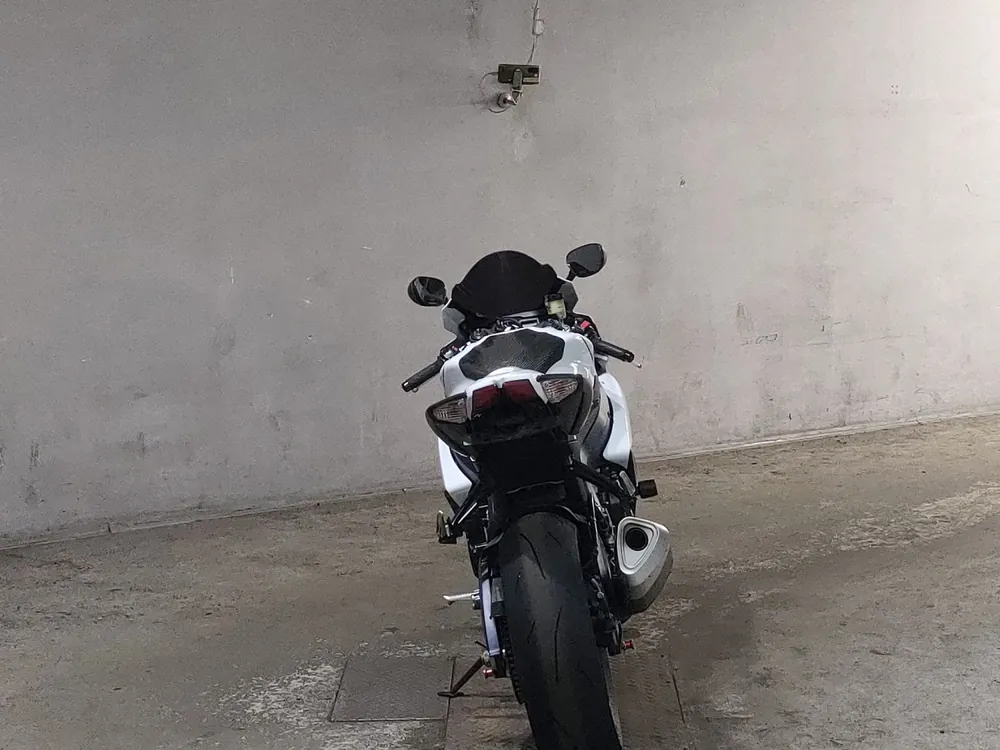 Suzuki GSX-R750 2013, white/black, фото 4