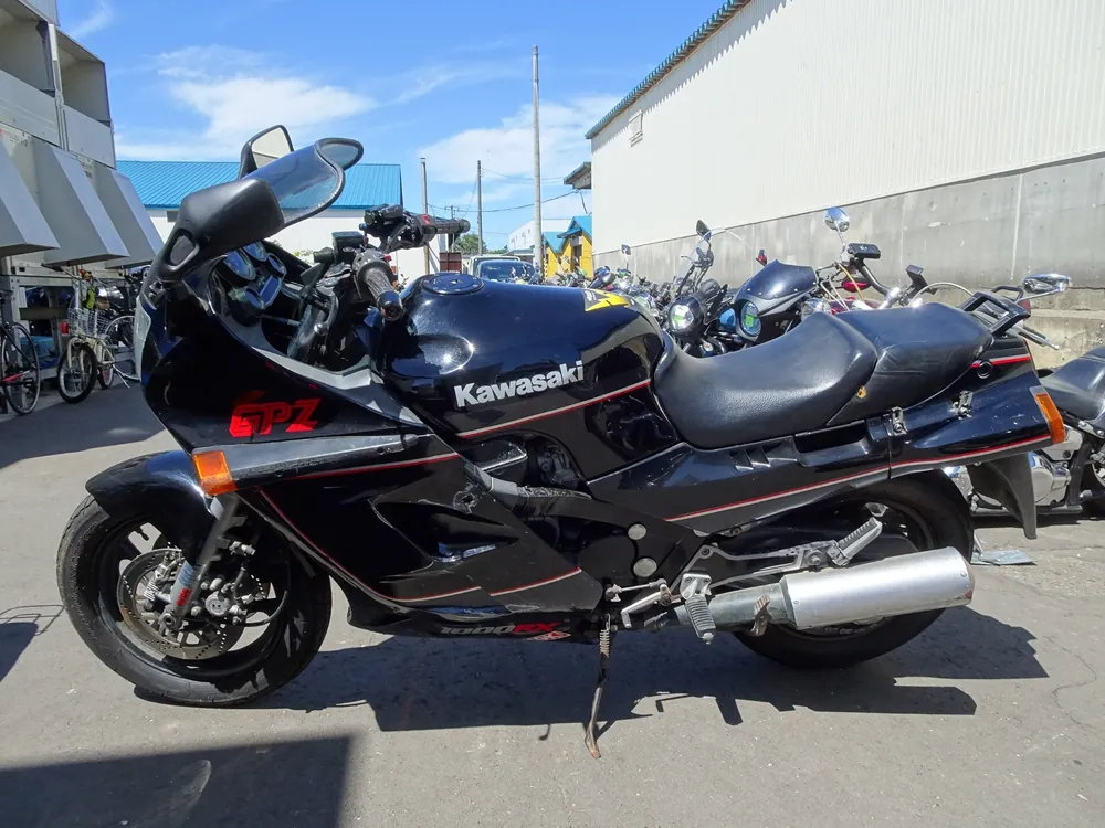 Kawasaki GPZ1000RX 1987, чёрный, фото 2
