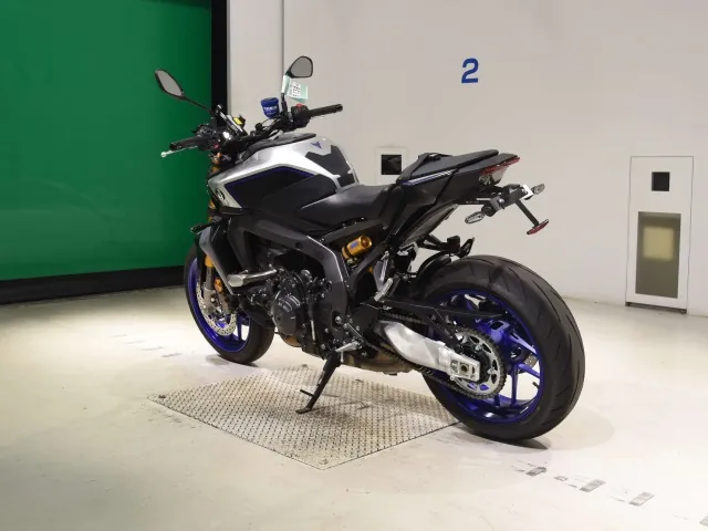 Yamaha Mt-09-2Sp, серебристый, фото 6