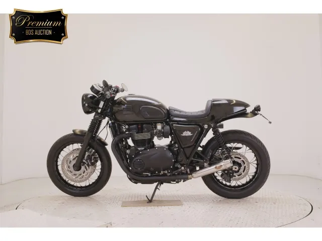 Triumph Bonneville T120 2025, чёрный, фото 2