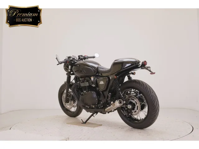 Triumph Bonneville T120 2025, чёрный, фото 6