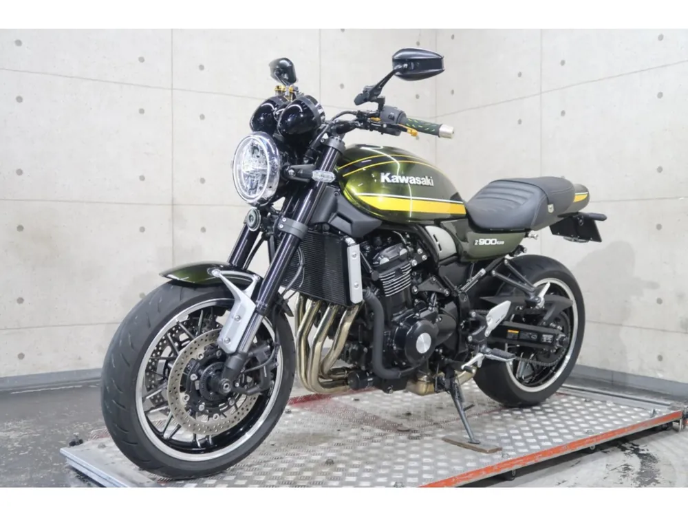 Kawasaki Z900RS 2020, зелёный, фото 5