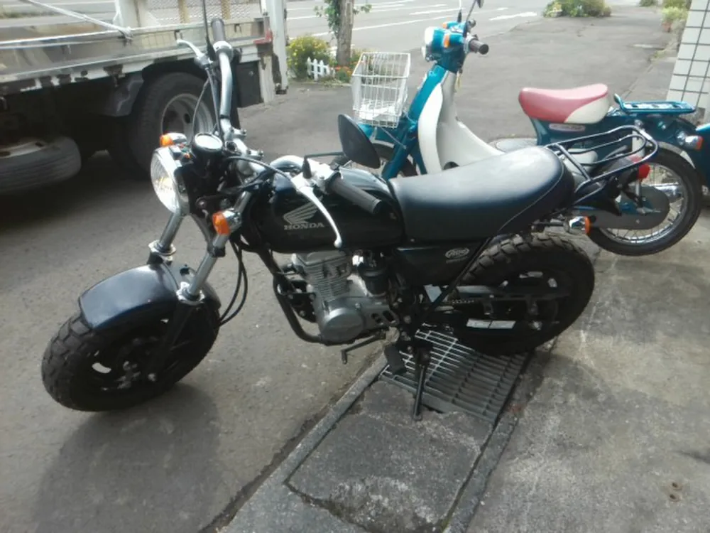 Honda Ape 50 2021, чёрный, серебристый, фото 2