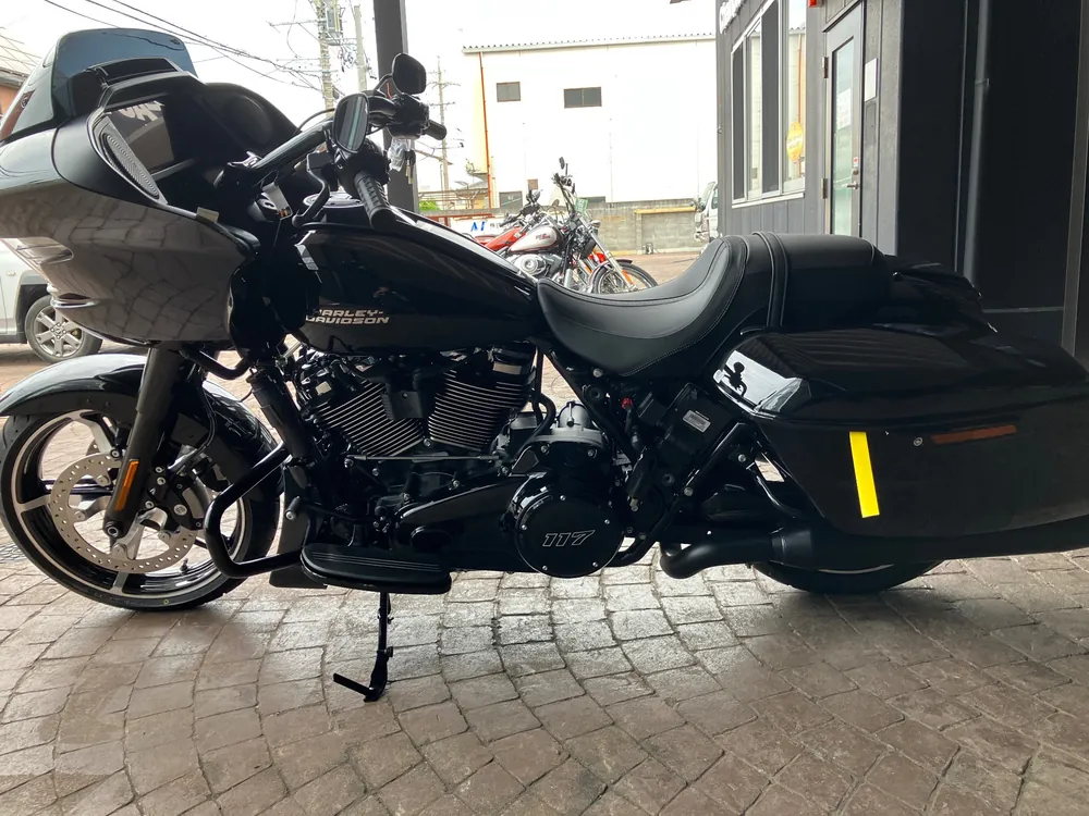 Harley-Davidson FLTRX ROAD GLIDE 2026, чёрный, фото 2