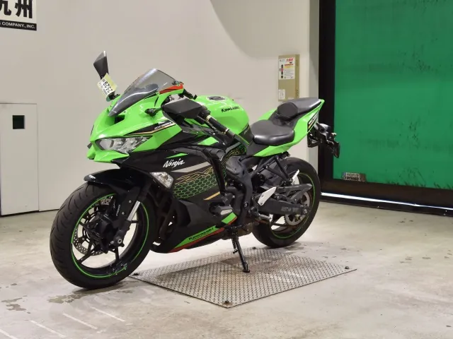 Kawasaki Ninja ZX-25R, чёрный, зелёный, фото 4