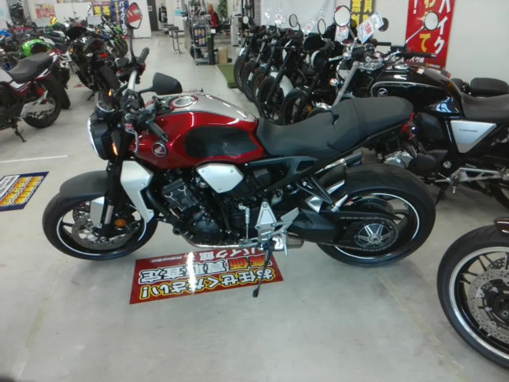 Honda CB1000R 2020, красный, фото 2