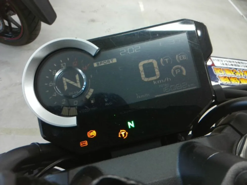 Honda CB1000R 2020, красный, фото 3