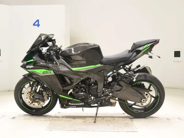 Kawasaki Zx-6Ra 2024, чёрный, фото 2