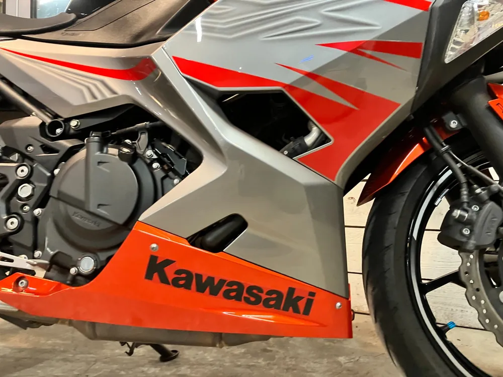 Kawasaki Ninja 400 2018, orange / black, фото 14