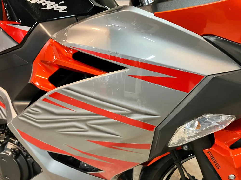 Kawasaki Ninja 400 2018, orange / black, фото 17