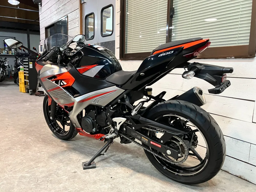 Kawasaki Ninja 400 2018, orange / black, фото 9
