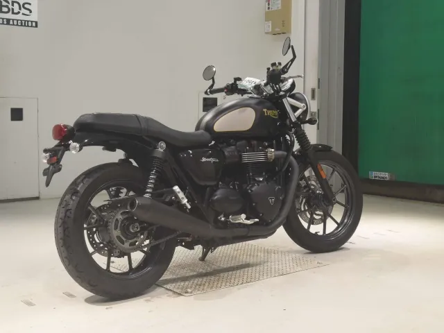 Triumph Street Twin 2016, matt black, фото 5