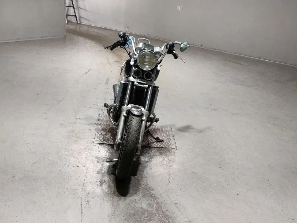 Honda VF750 1983, фиолетовый, фото 3