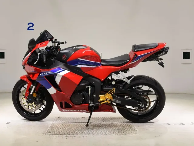 Honda CBR600RR PC40 из Японии, фото 2