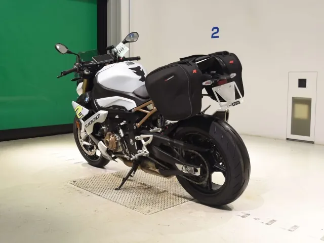 BMW S1000R 2022, серый, фото 6