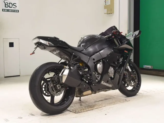Kawasaki ZX-10R 2015, красный, фото 5