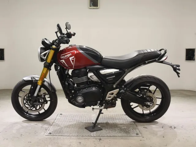 Triumph Speed 400 2024, красный, gunmetal, фото 2