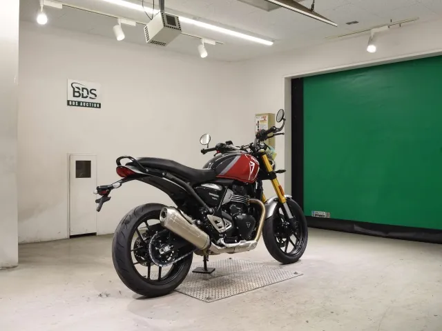 Triumph Speed 400 2024, красный, gunmetal, фото 5