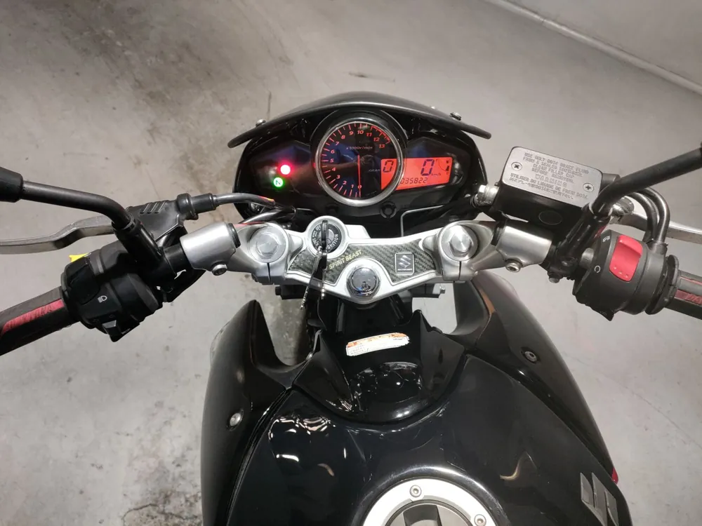 Suzuki GSR250S, black/red, фото 5
