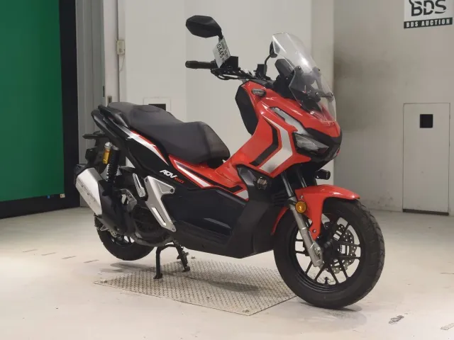 Honda ADV150, красный, фото 3