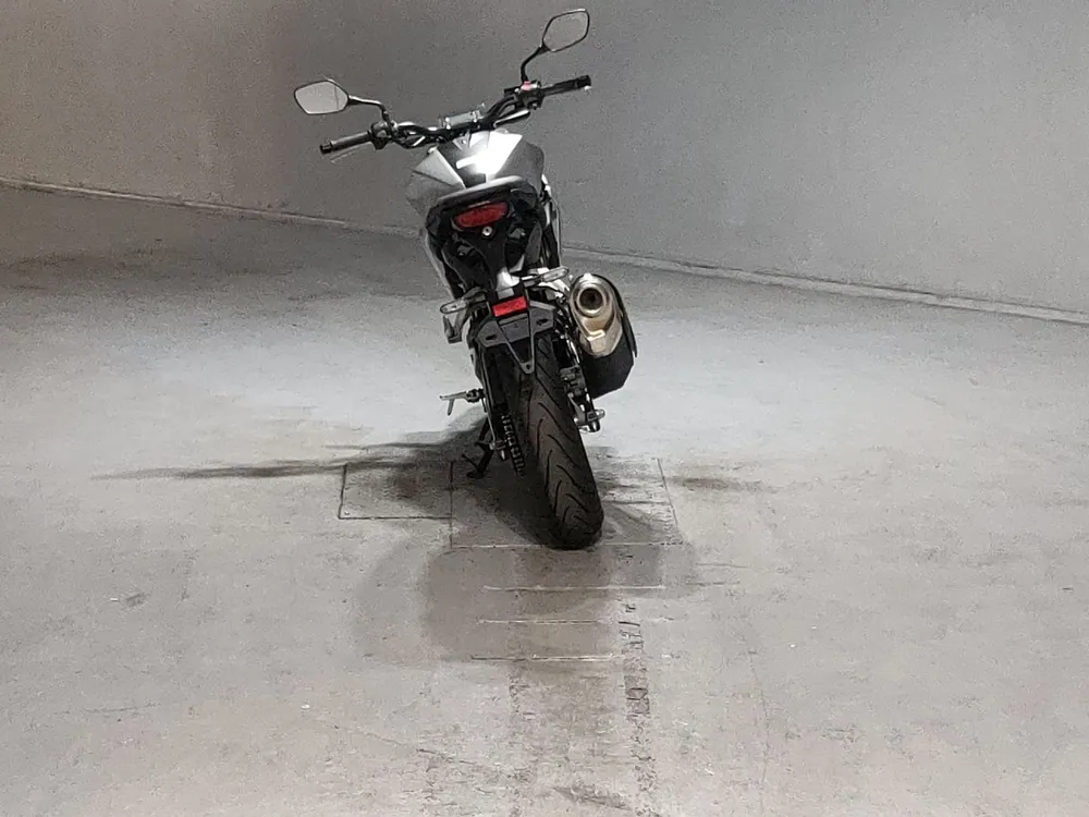 Honda CB250R MC52, серебристый, фото 4