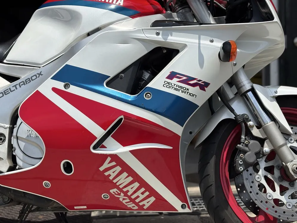 Yamaha FZR1000 1993, фото 9